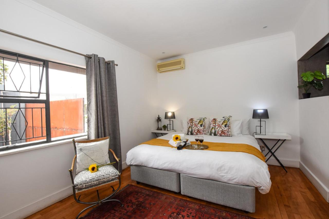 Onq Accommodation Bellville Szoba fotó